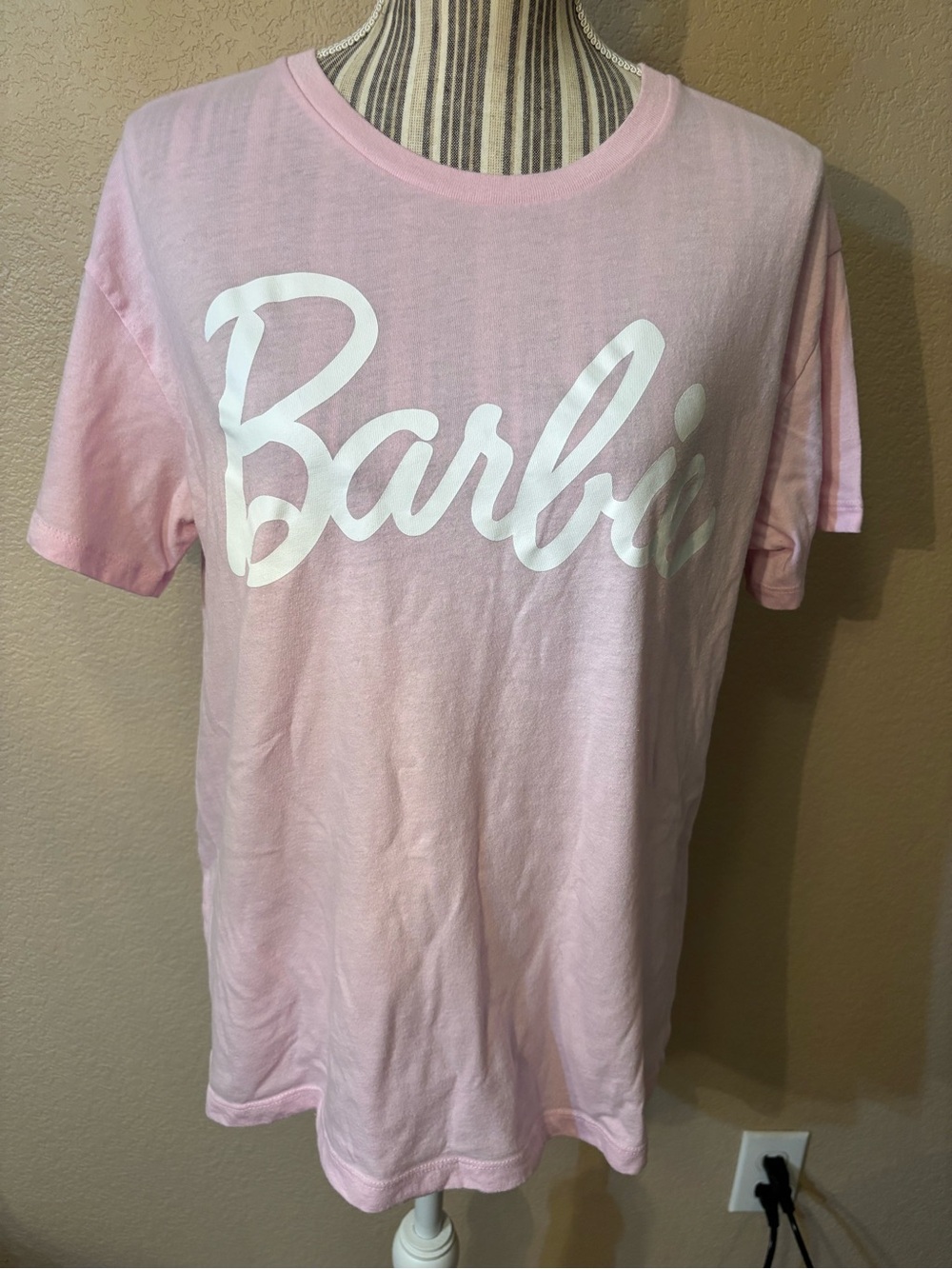 Barbie Tee XL Light Pink with White Barbie Script Logo Mattel Cotton Polyester - Picture 3 of 11